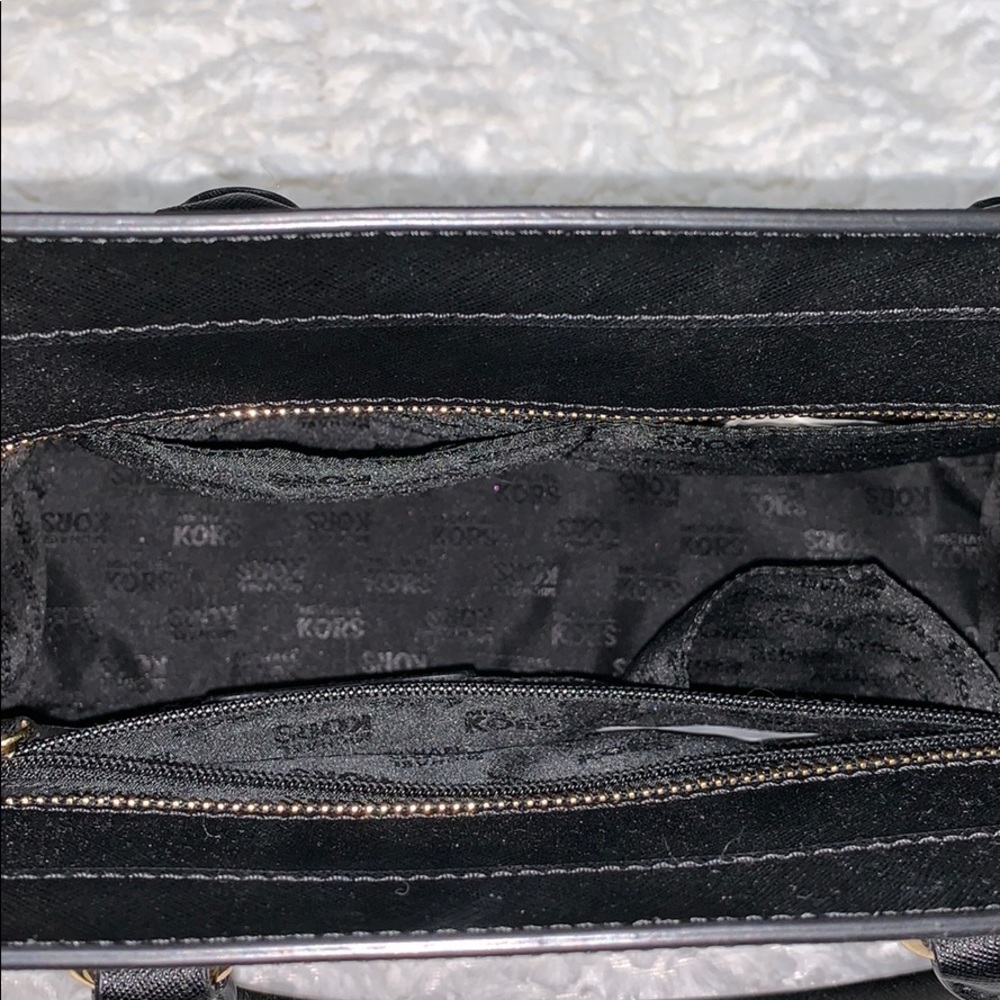 Purse - Picture 3 of 5